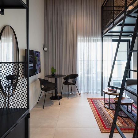 Tayo Studios & Apartments バト・ヤム エクステリア 写真