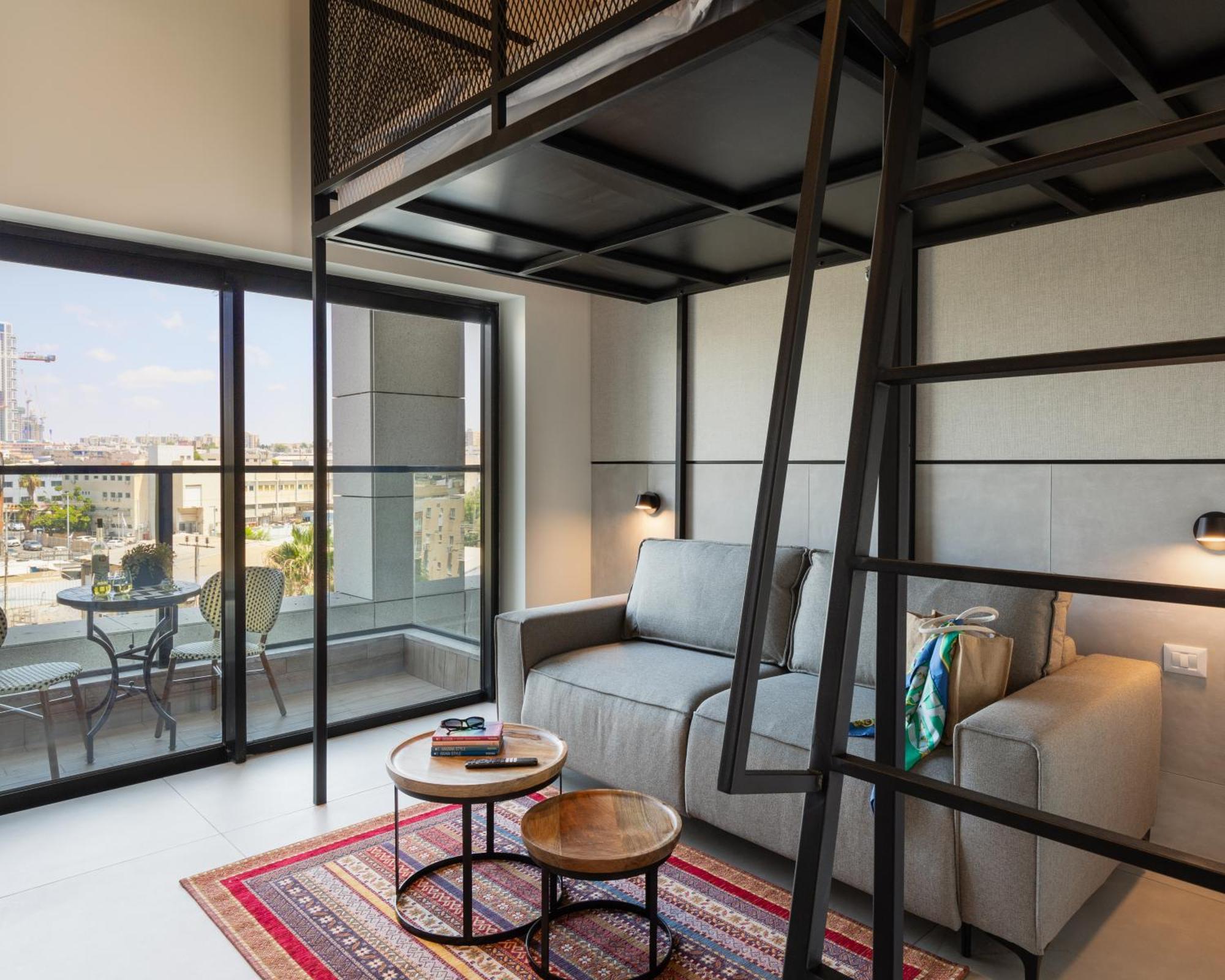 Tayo Studios & Apartments バト・ヤム エクステリア 写真