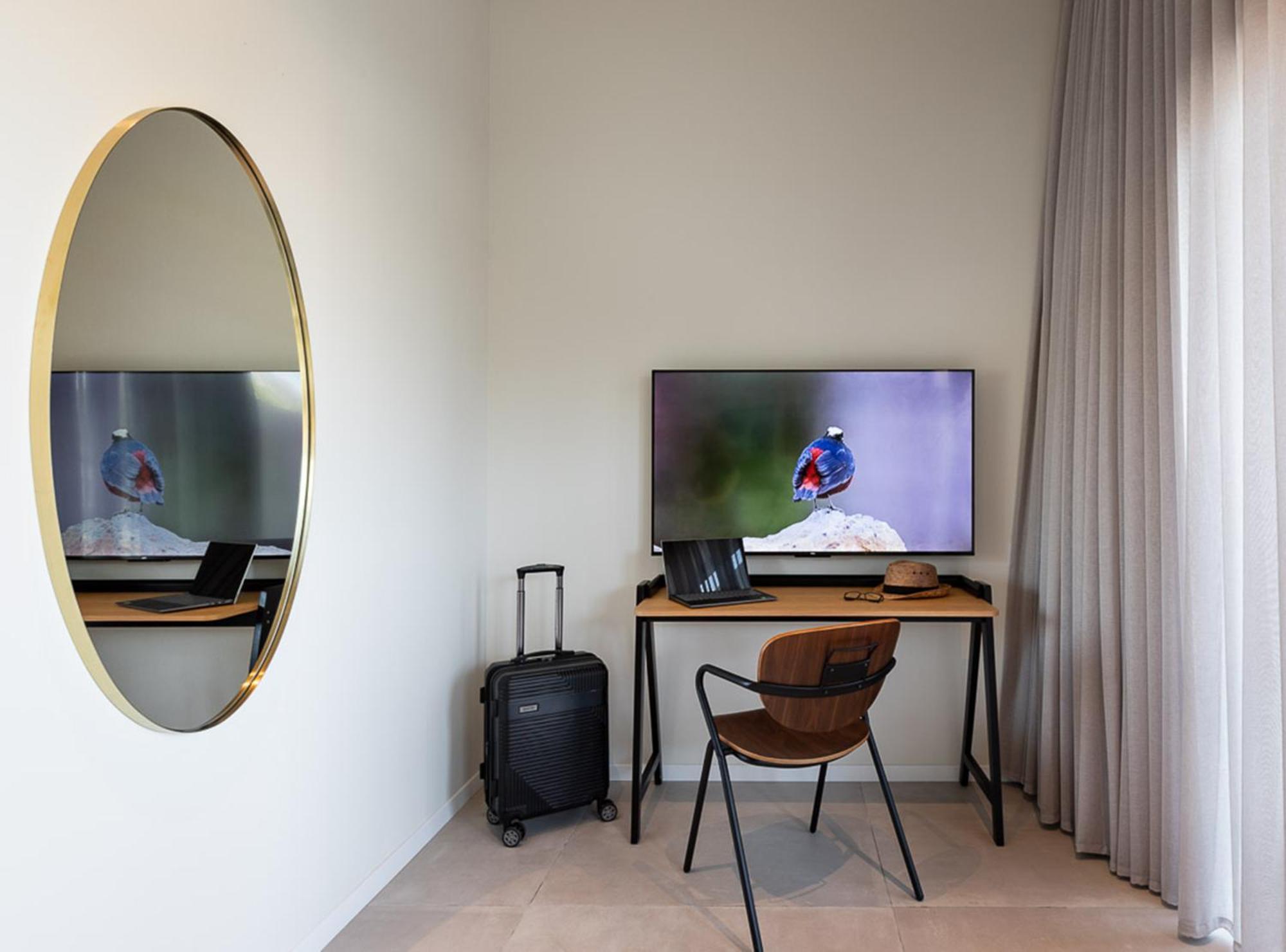 Tayo Studios & Apartments バト・ヤム エクステリア 写真